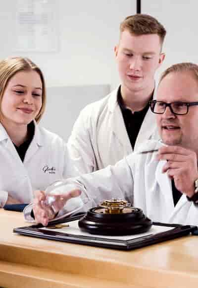 梅花手表维修专柜